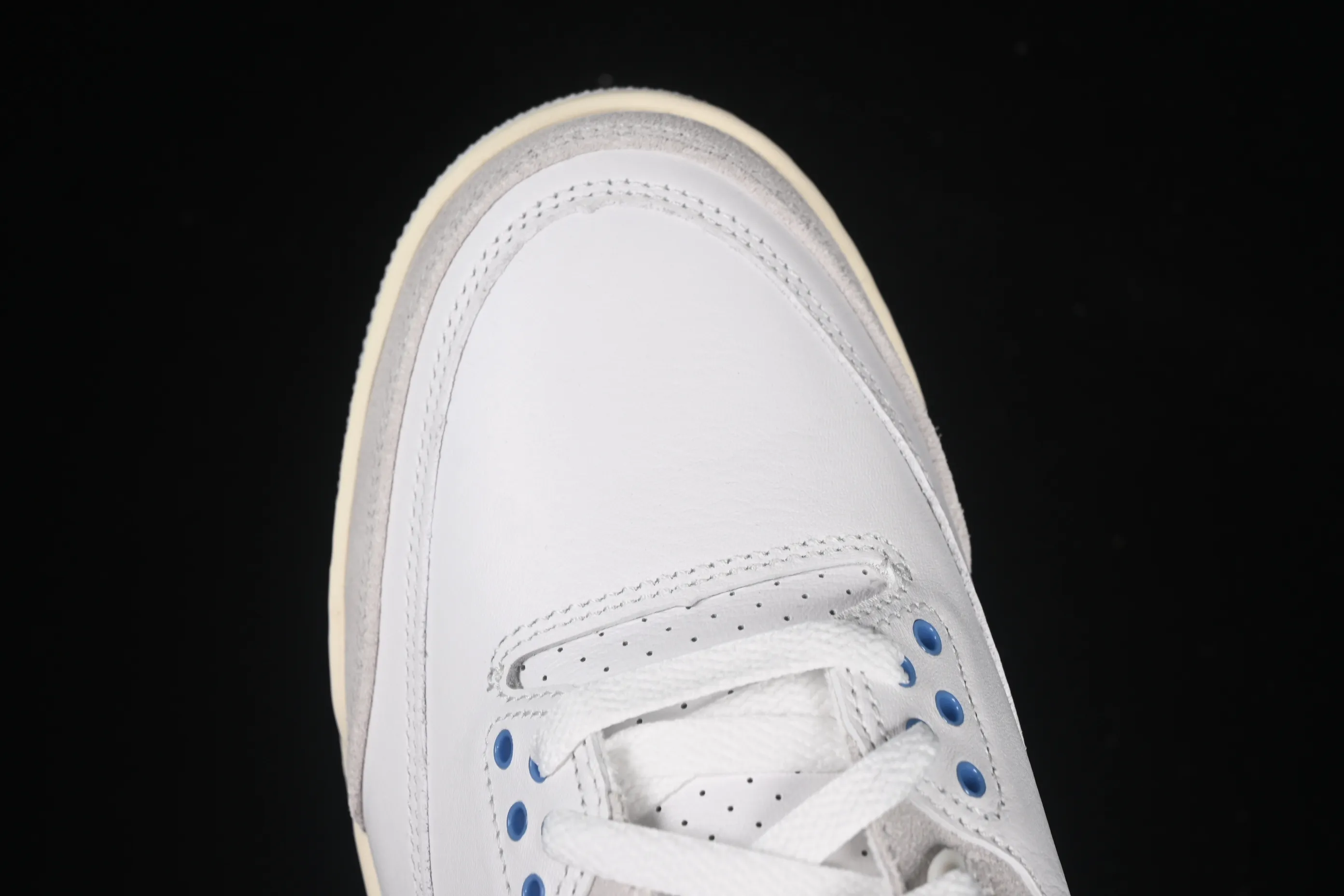 All Categories Air Jordan Jordan Series Basketball Shoes Air Jordan 3 Foreign Trade Version Air Jordan 3 Retro "Lucky Shorts" AJ3 Joe 3 Lucky Shorts North Carolina Blue CT8532-101